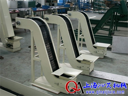 金屬鏈板爬坡機(jī)